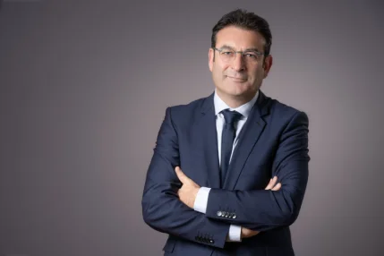 Directeur Général HOYA Vision Care France